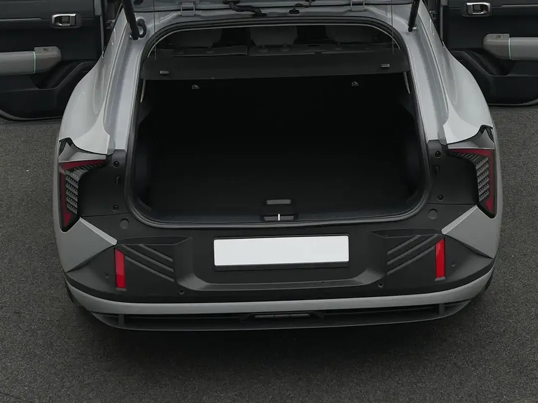 Kia EV4 - Thumbnail 5