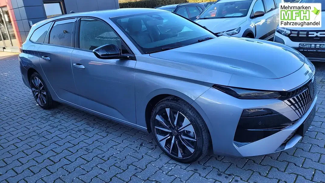 Peugeot 308 - Thumbnail 3