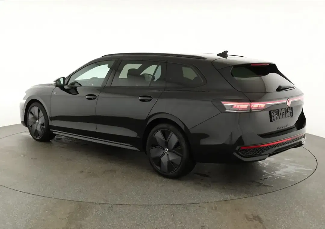 Volkswagen Passat Variant - Thumbnail 3