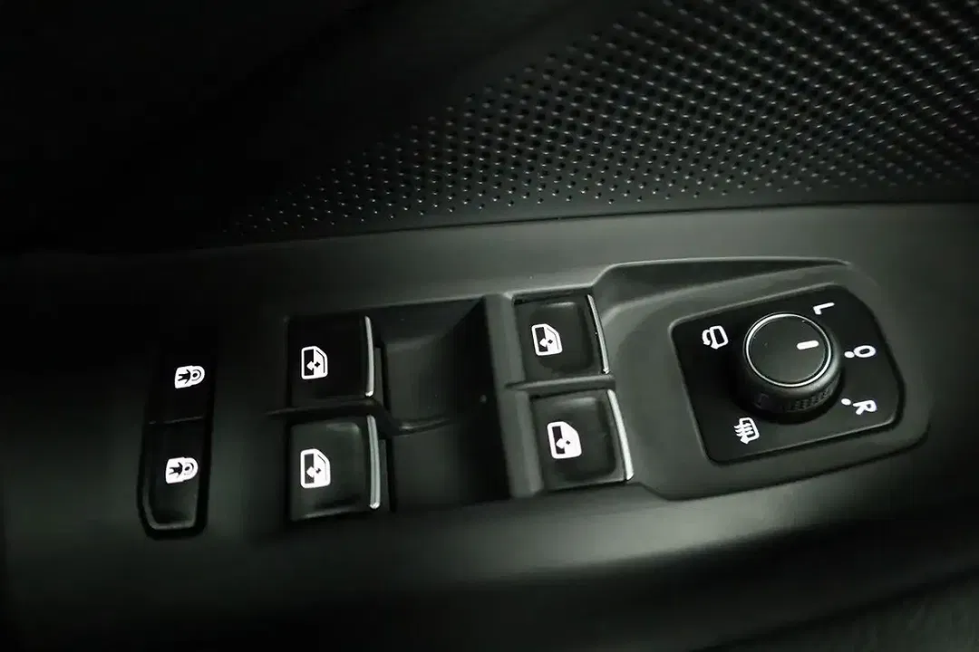 Volkswagen Passat Variant - Thumbnail 7