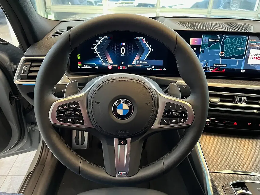 BMW M3 - Thumbnail 8