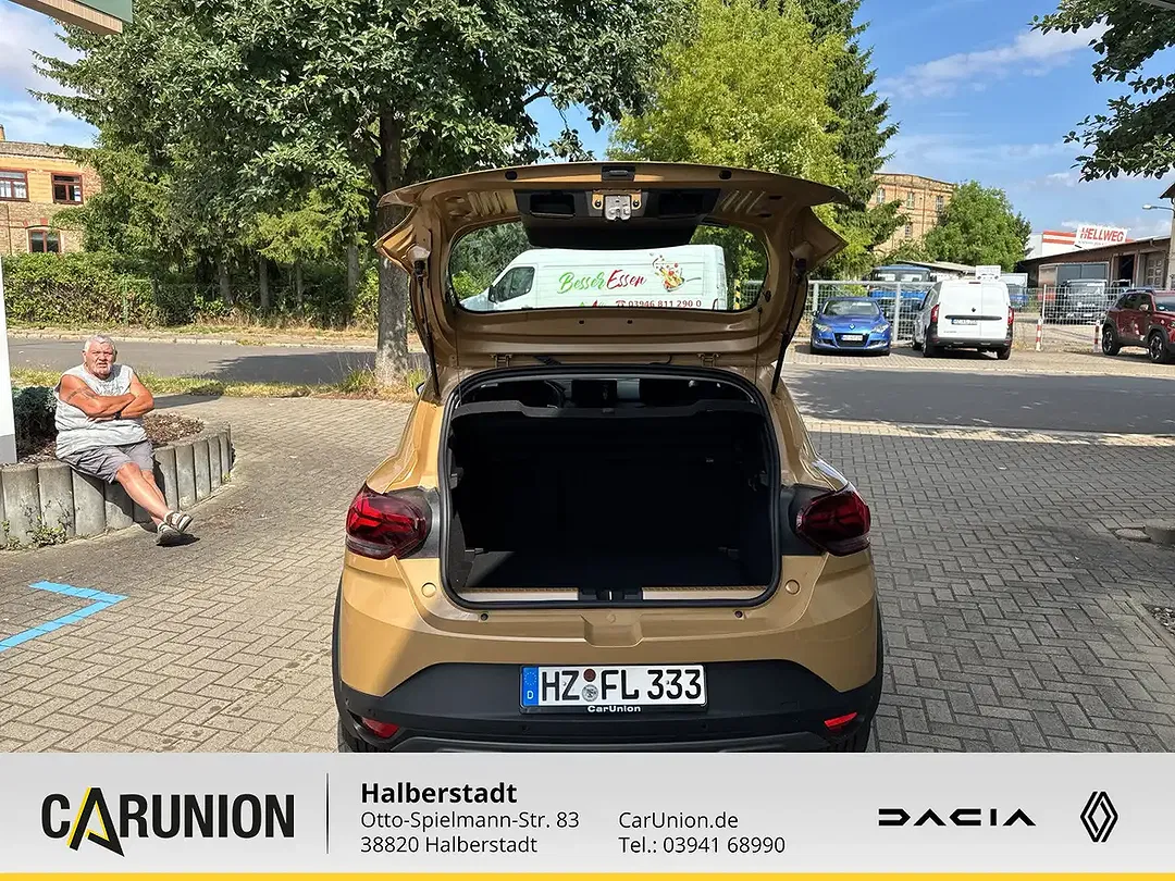 Dacia Sandero - Thumbnail 11