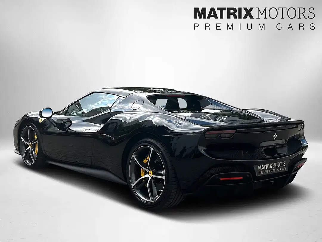 Ferrari 296 GTB - Thumbnail 14