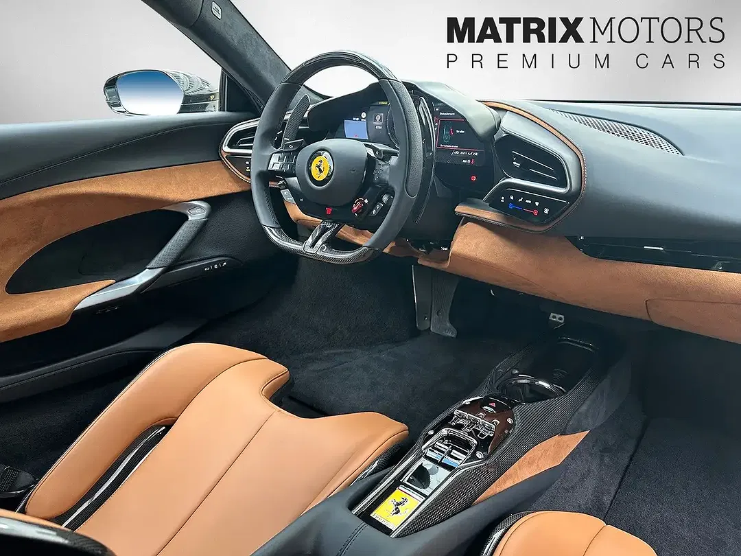 Ferrari 296 GTB - Thumbnail 3