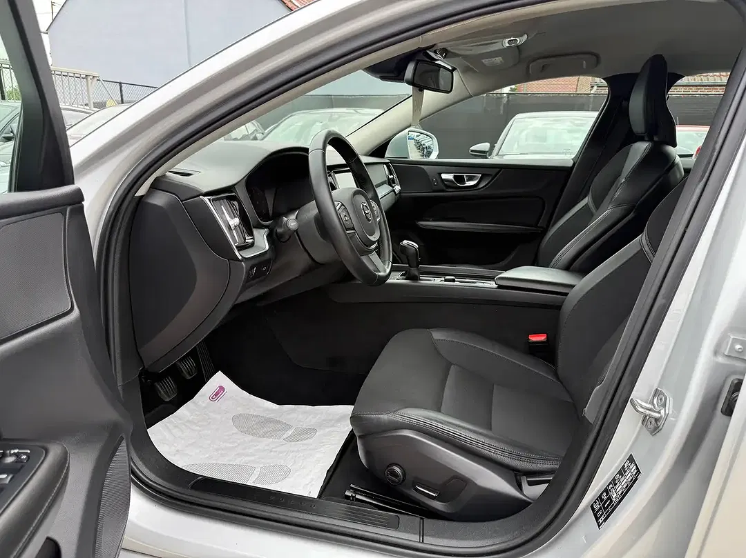 Volvo V60 - Thumbnail 12
