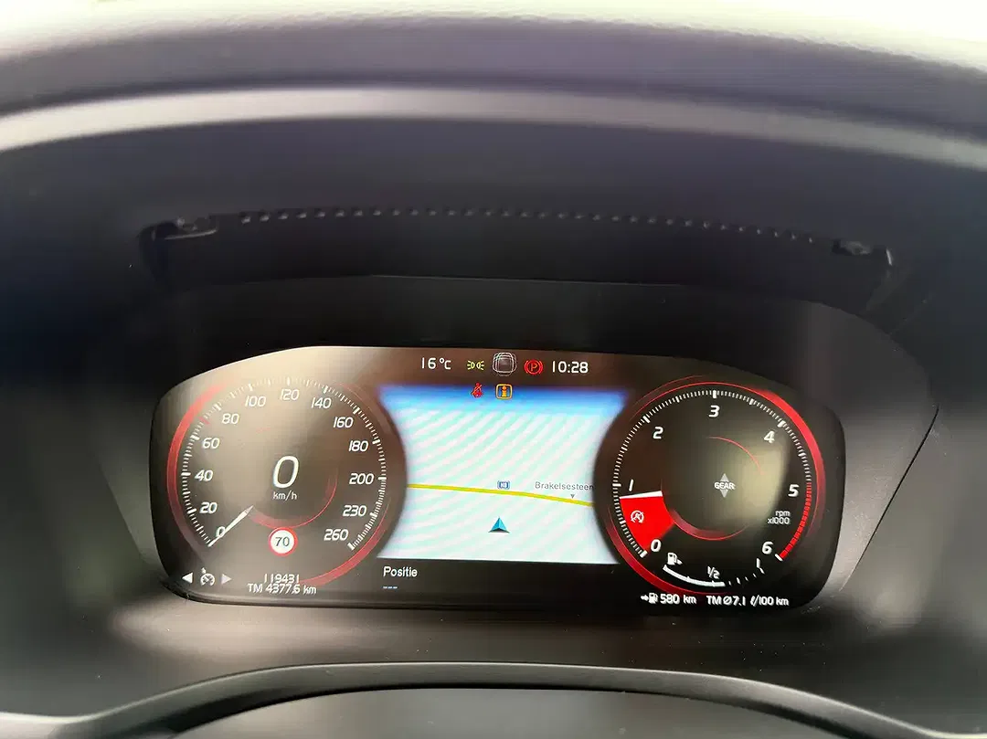 Volvo V60 - Thumbnail 16