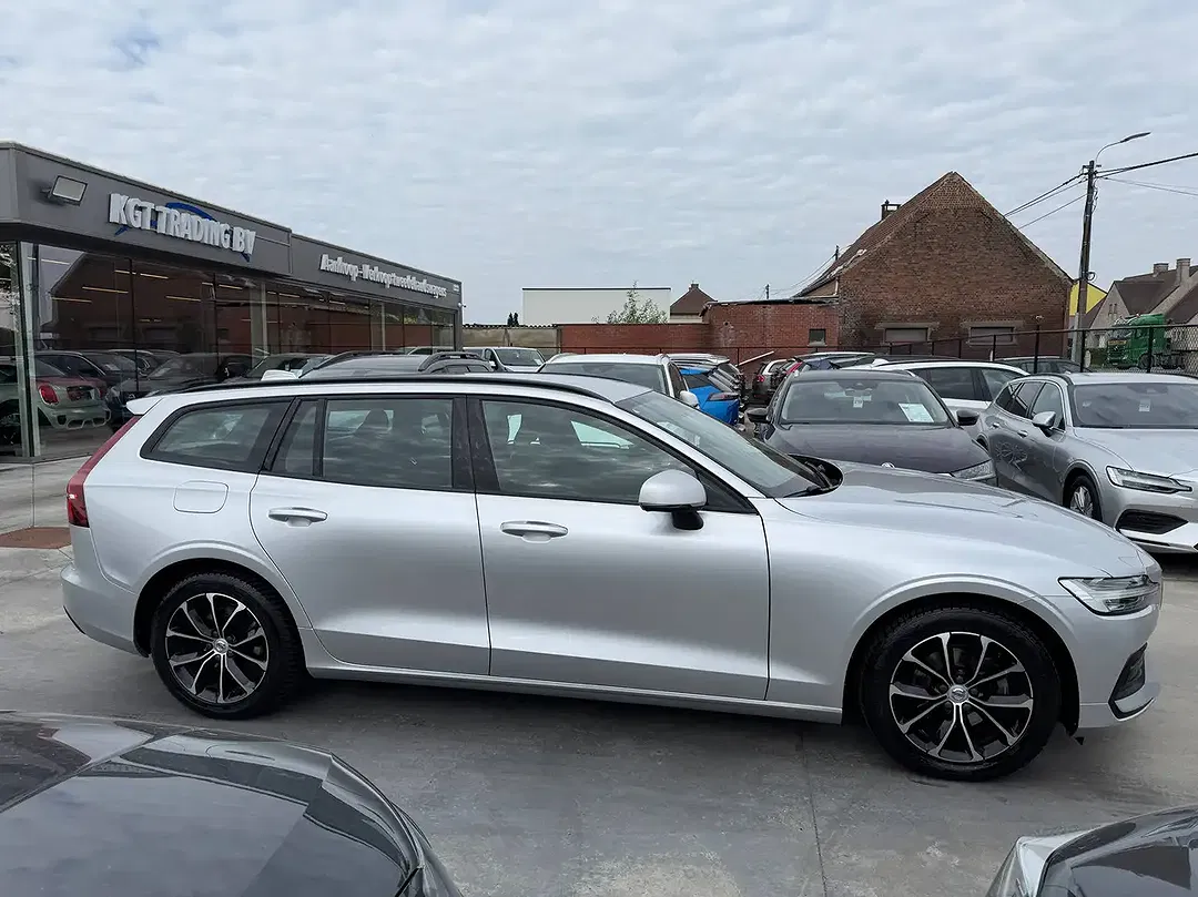 Volvo V60 - Thumbnail 4