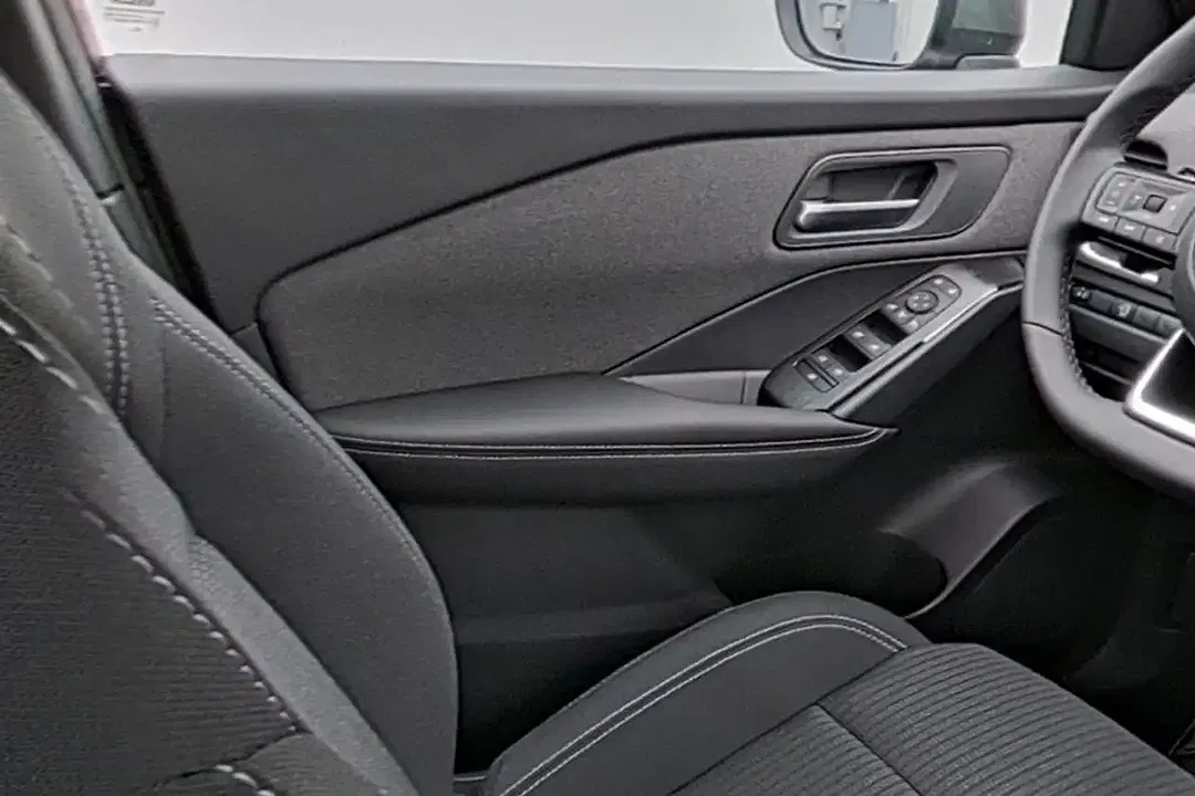 Nissan Qashqai - Thumbnail 10
