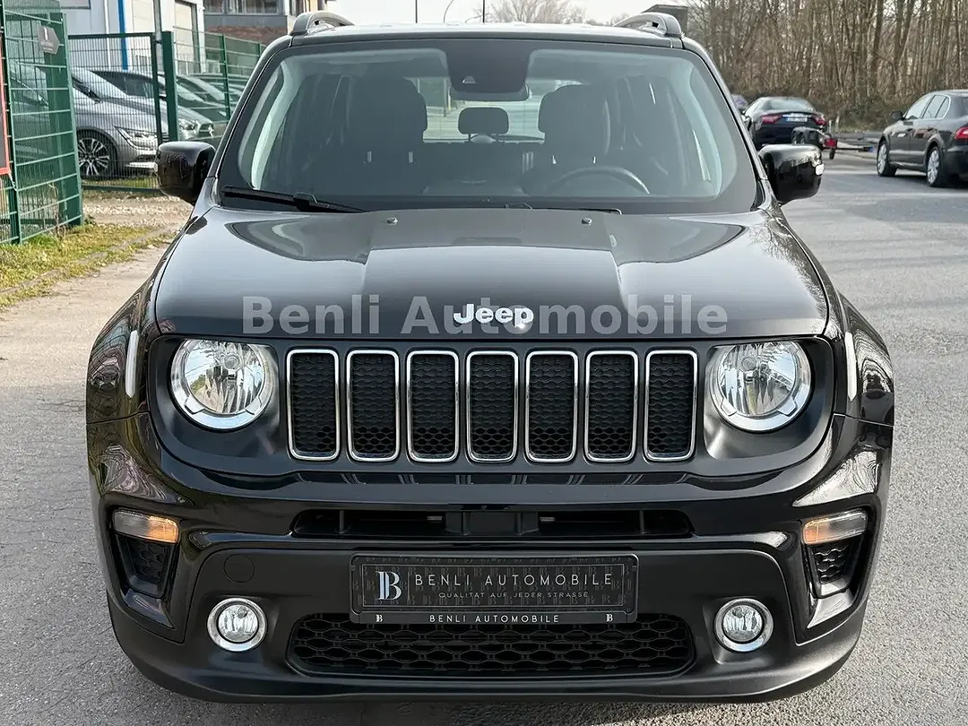 Jeep Renegade - Thumbnail 8