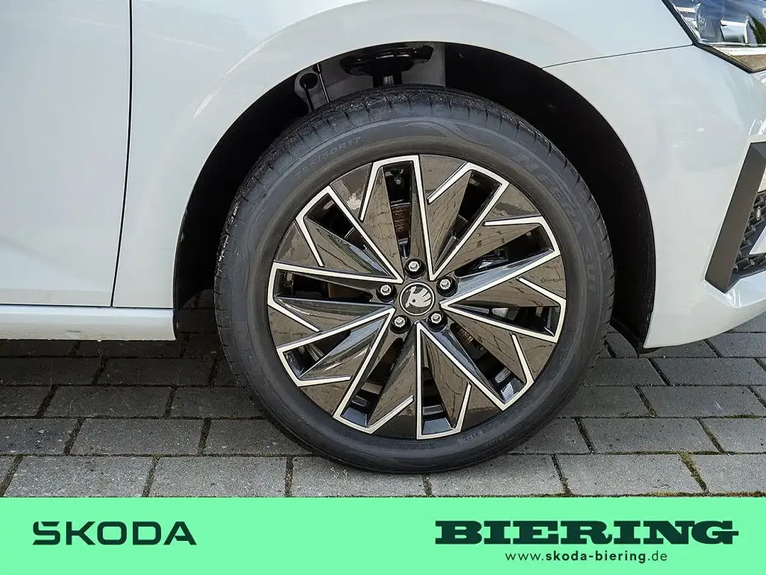 Skoda Scala - Thumbnail 5