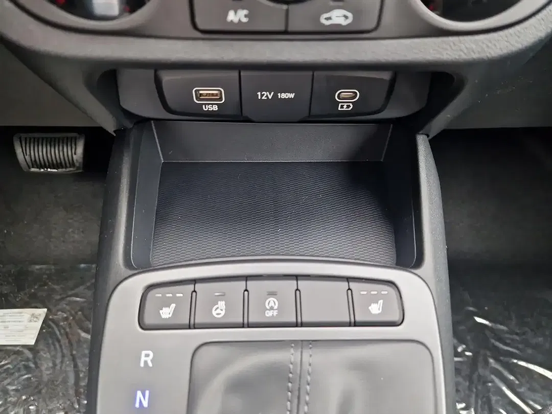 Hyundai i10 - Thumbnail 18