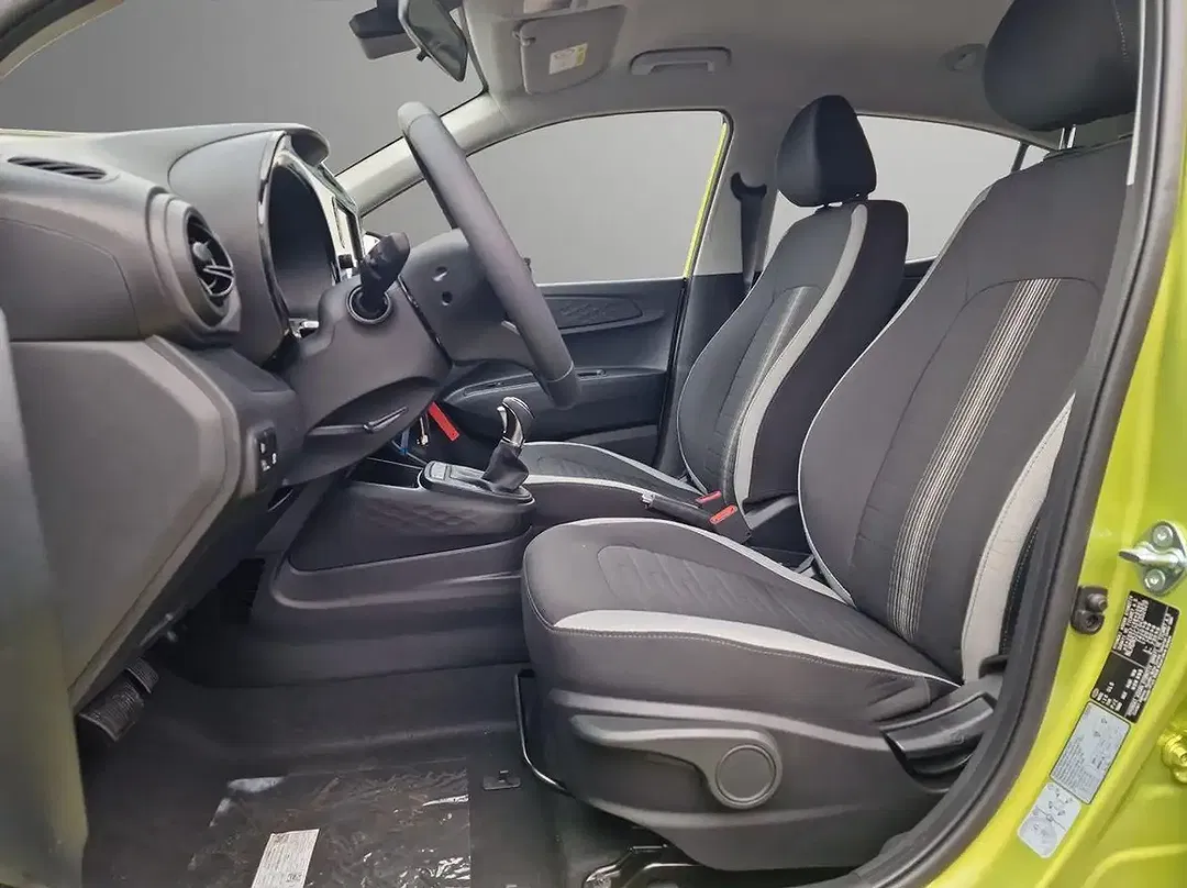 Hyundai i10 - Thumbnail 9
