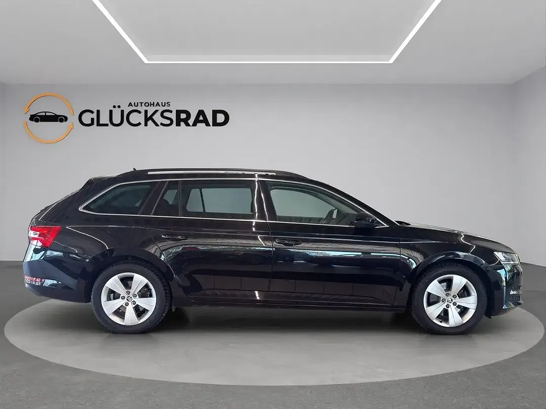 Skoda Superb - Thumbnail 10