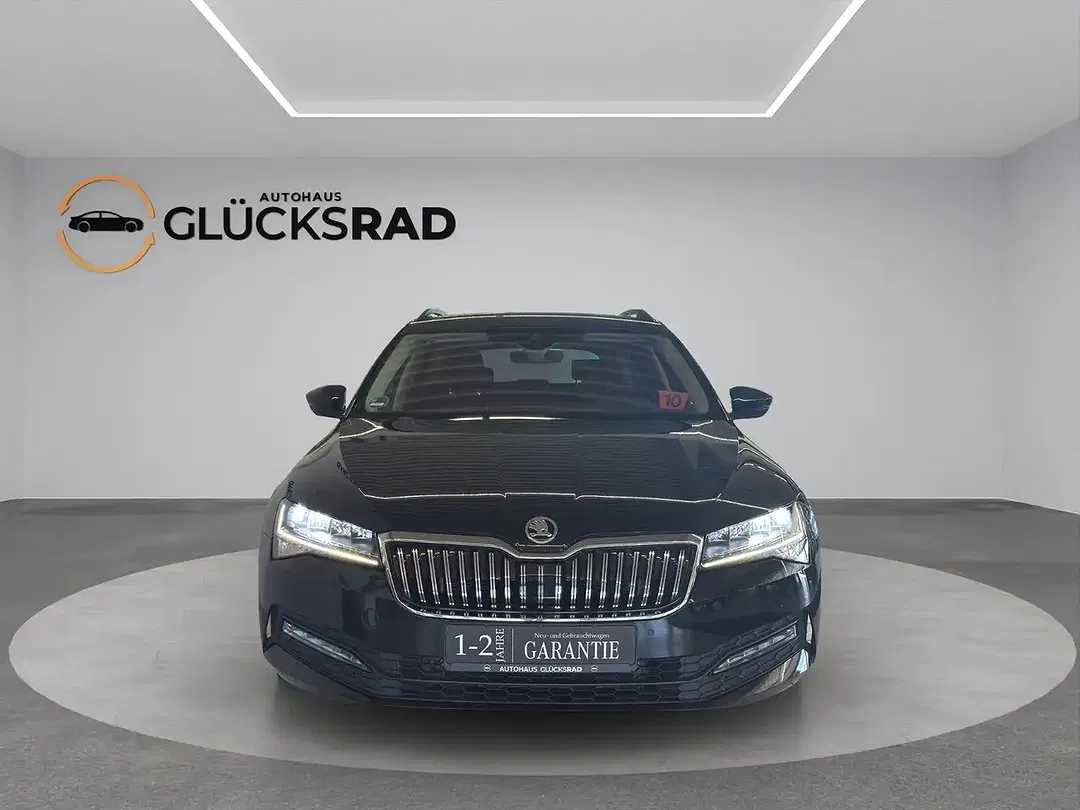 Skoda Superb - Thumbnail 2