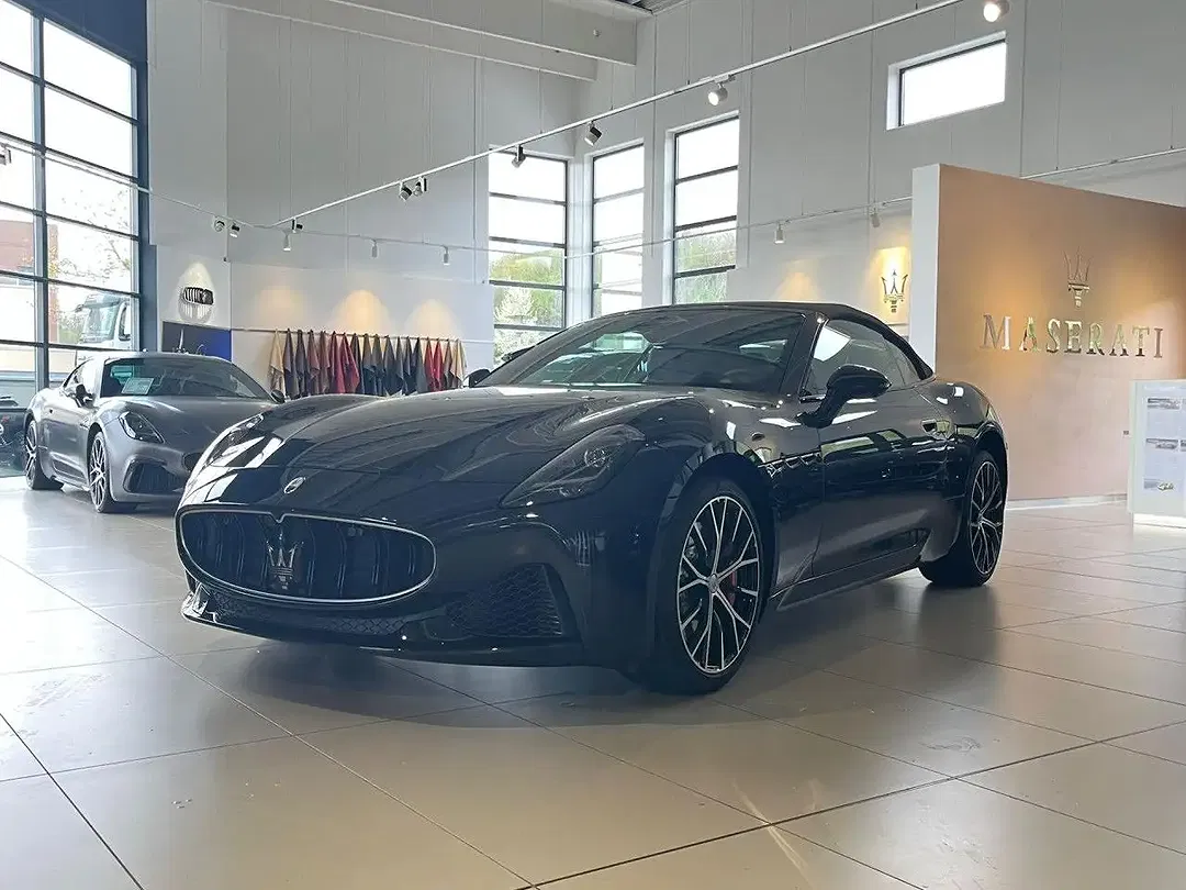 Maserati GranCabrio