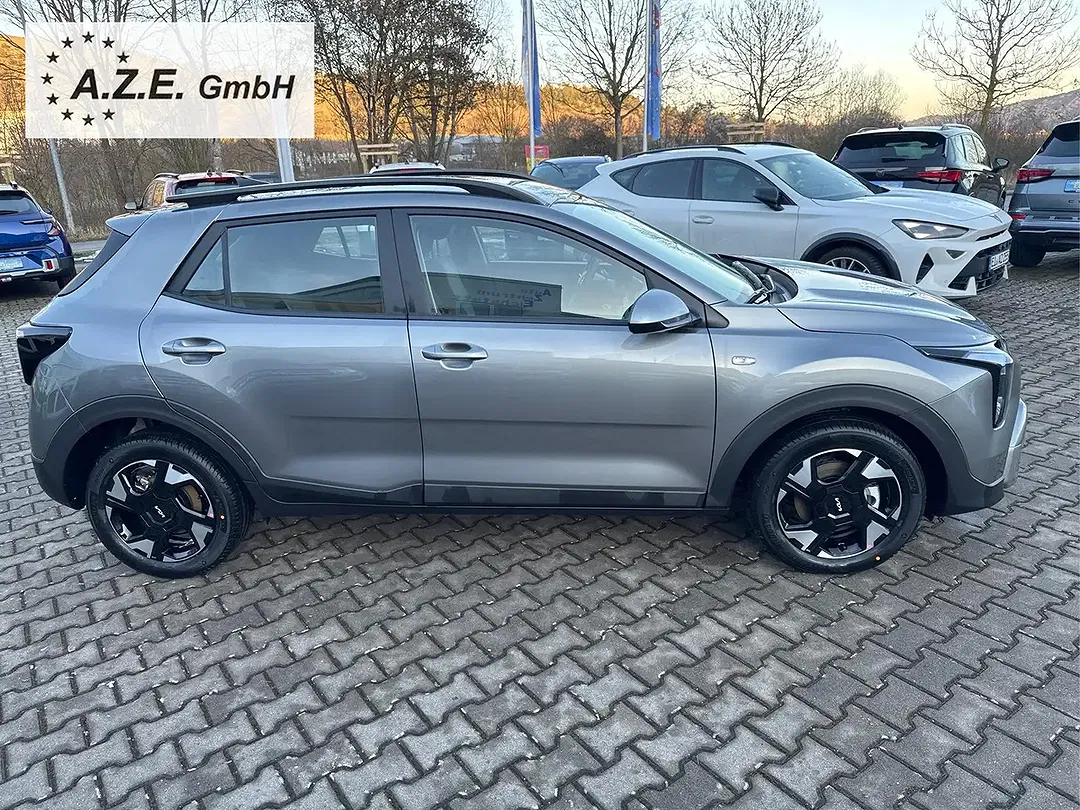 Kia Stonic - Thumbnail 4