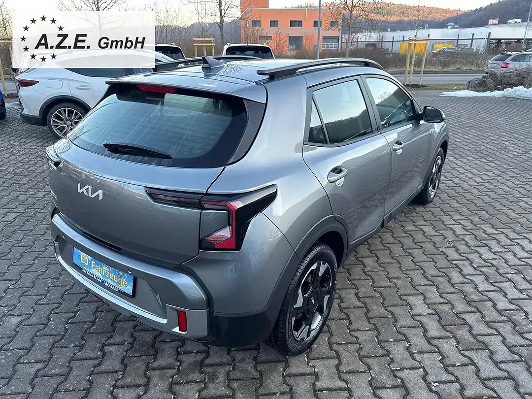 Kia Stonic - Thumbnail 5