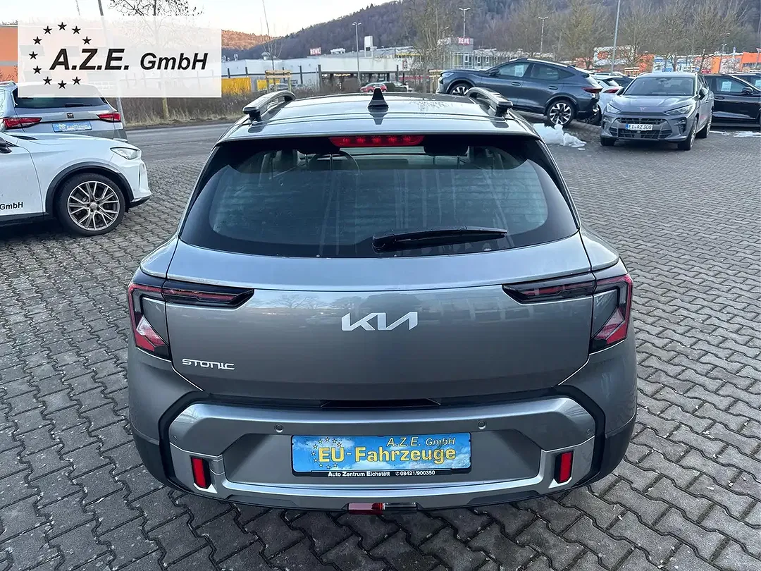 Kia Stonic - Thumbnail 6