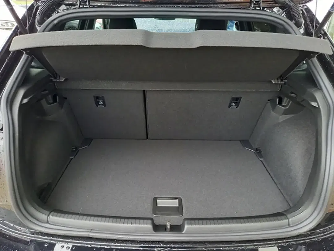 Volkswagen Polo - Thumbnail 6