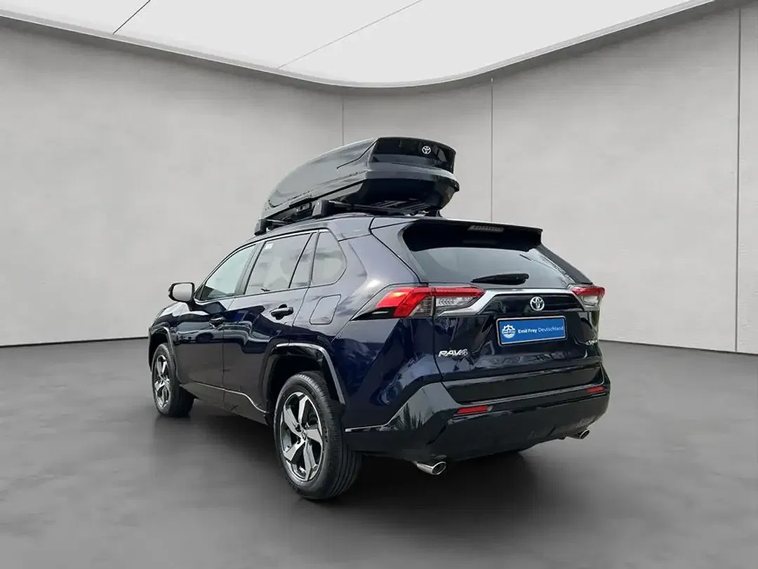 Toyota RAV 4 - Thumbnail 3
