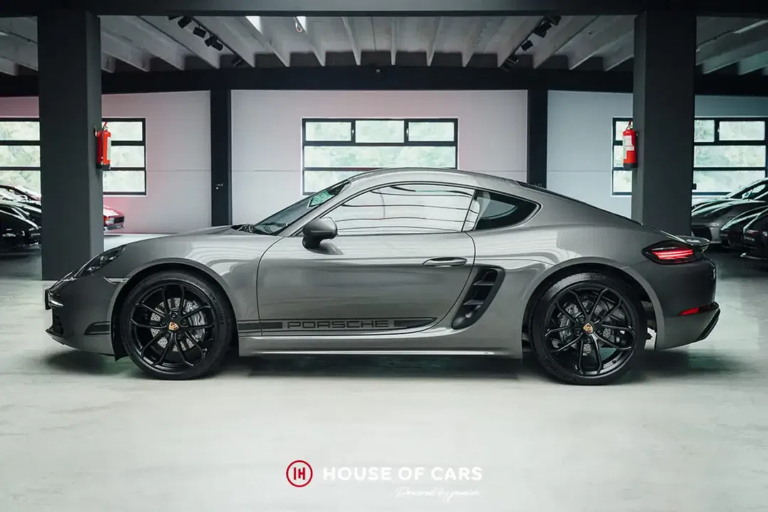 Porsche 718 Cayman - Thumbnail 10