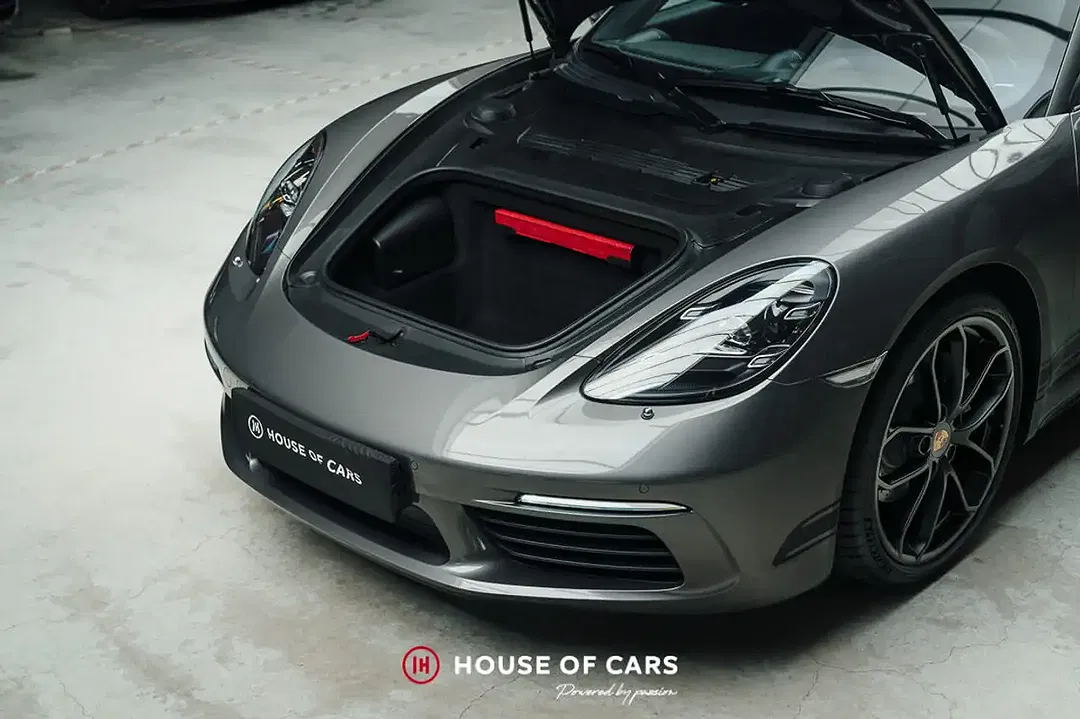 Porsche 718 Cayman - Thumbnail 12