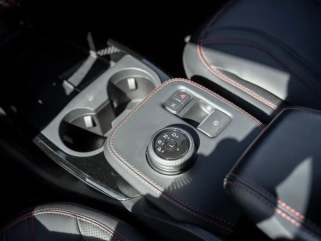 Ford Mustang - Thumbnail 9