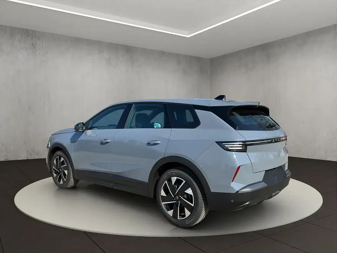 Opel Grandland - Thumbnail 3