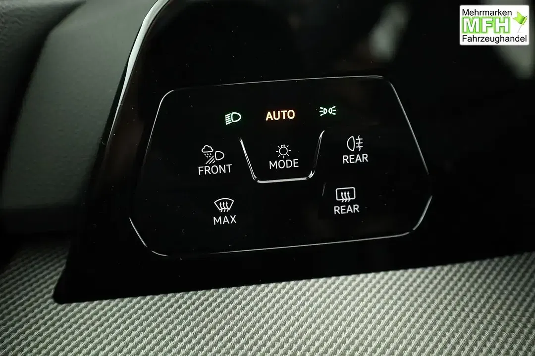 Volkswagen Golf Variant - Thumbnail 8