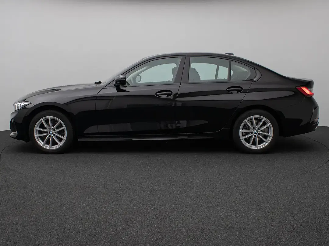 BMW 318 - Thumbnail 10