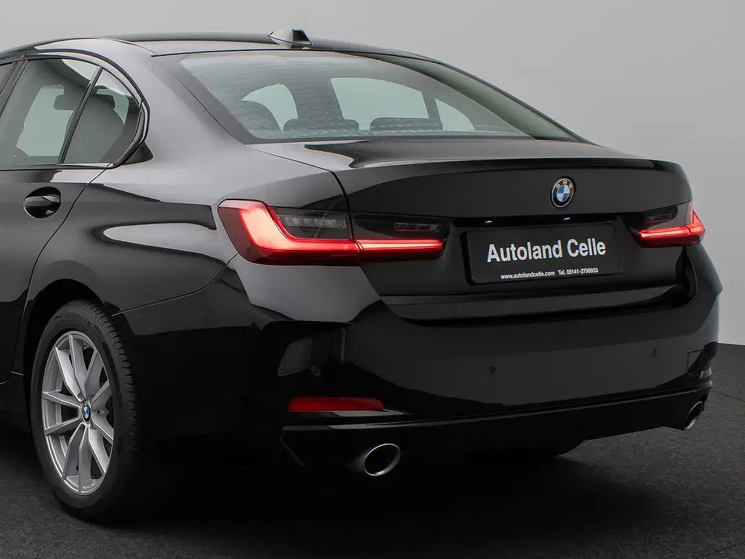 BMW 318 - Thumbnail 12