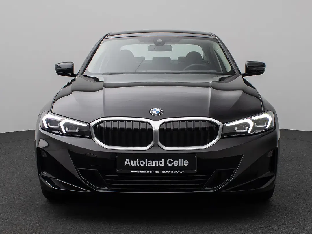 BMW 318 - Thumbnail 1