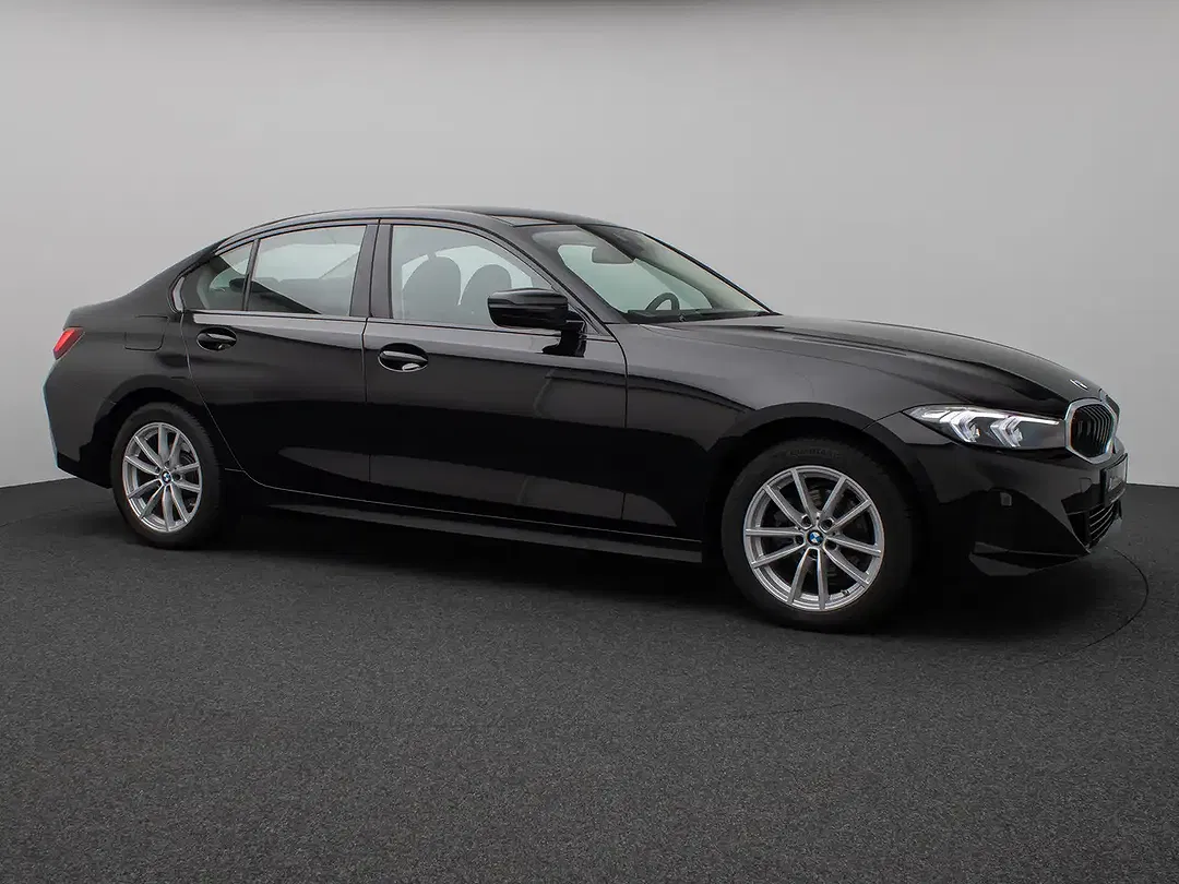 BMW 318 - Thumbnail 3