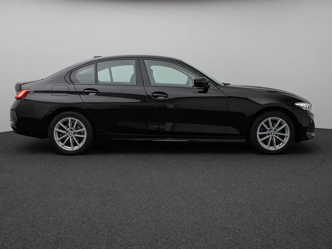 BMW 318 - Thumbnail 4