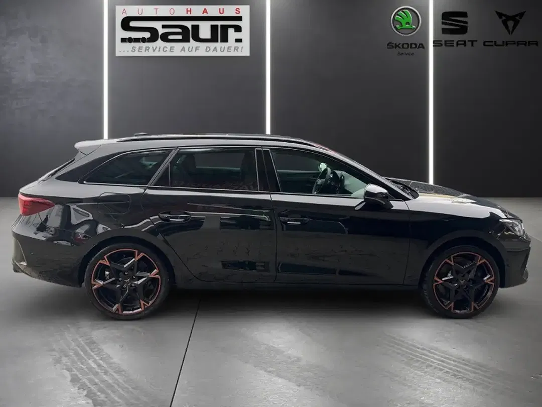 CUPRA Leon - Thumbnail 3