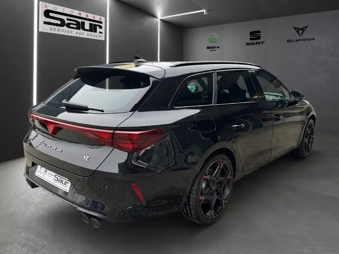CUPRA Leon - Thumbnail 5