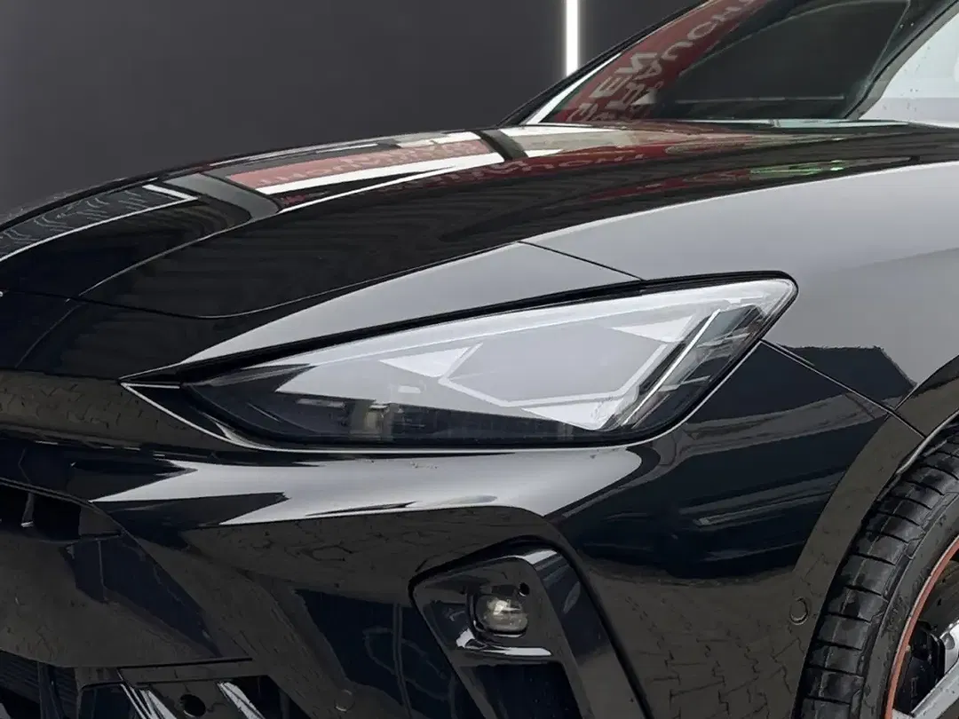 CUPRA Leon - Thumbnail 8