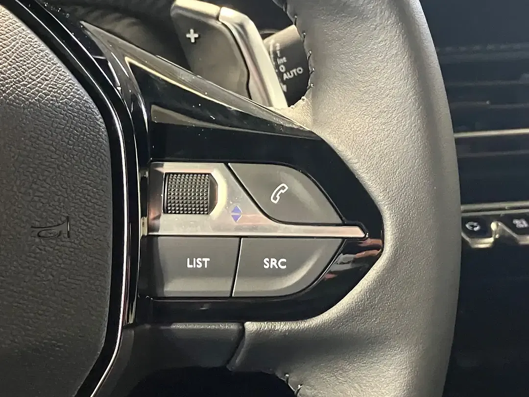 Peugeot 2008 - Thumbnail 9