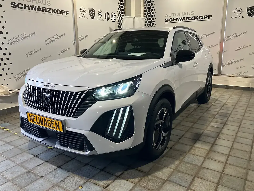 Peugeot 2008 - Thumbnail 1