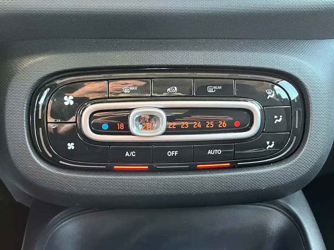 smart forTwo - Thumbnail 15