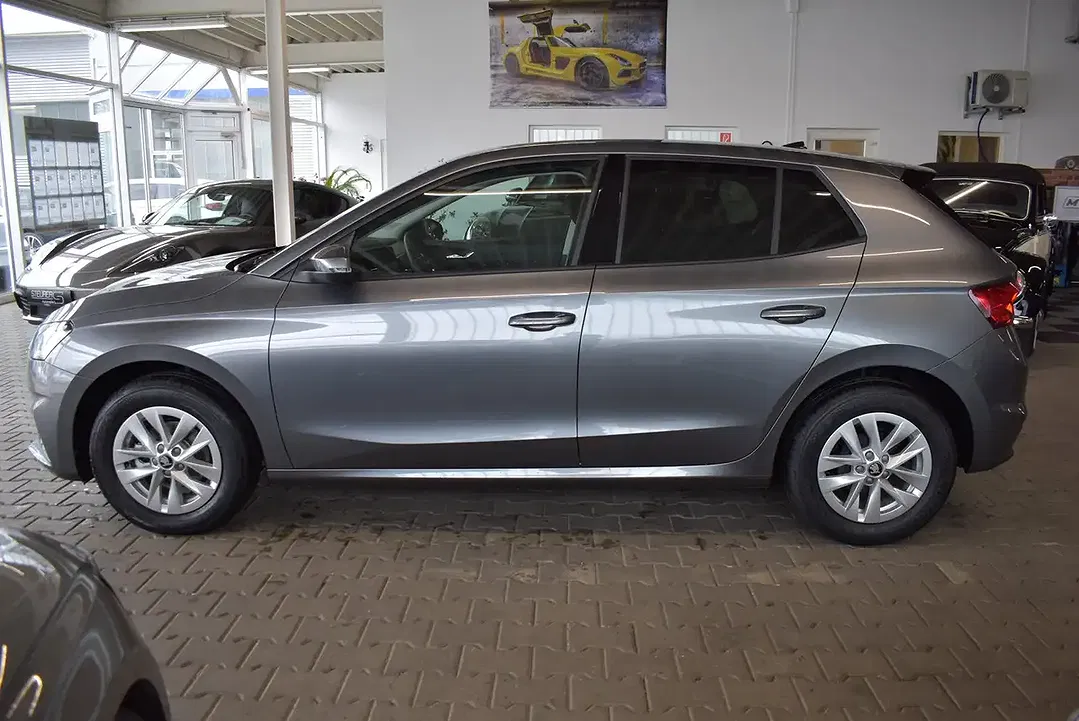 Skoda Fabia - Thumbnail 3