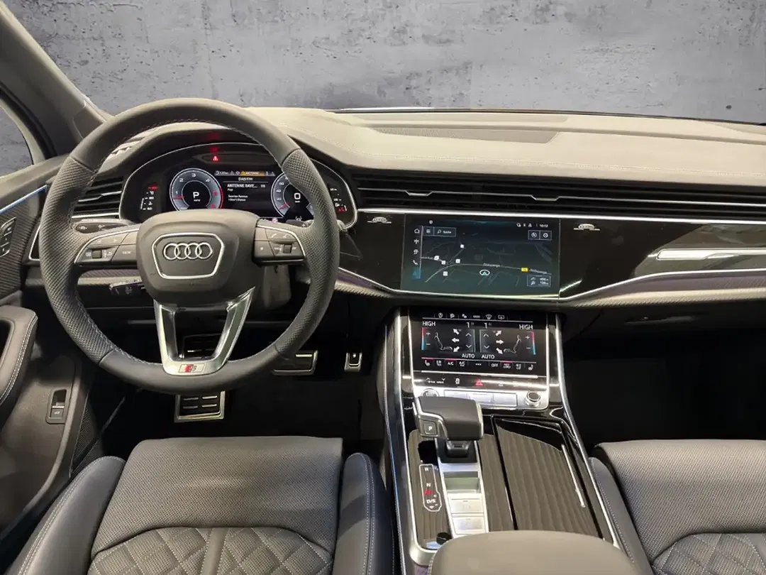 Audi Q7 - Thumbnail 12