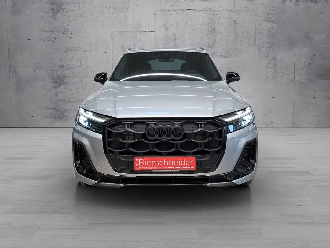 Audi Q7 - Thumbnail 2