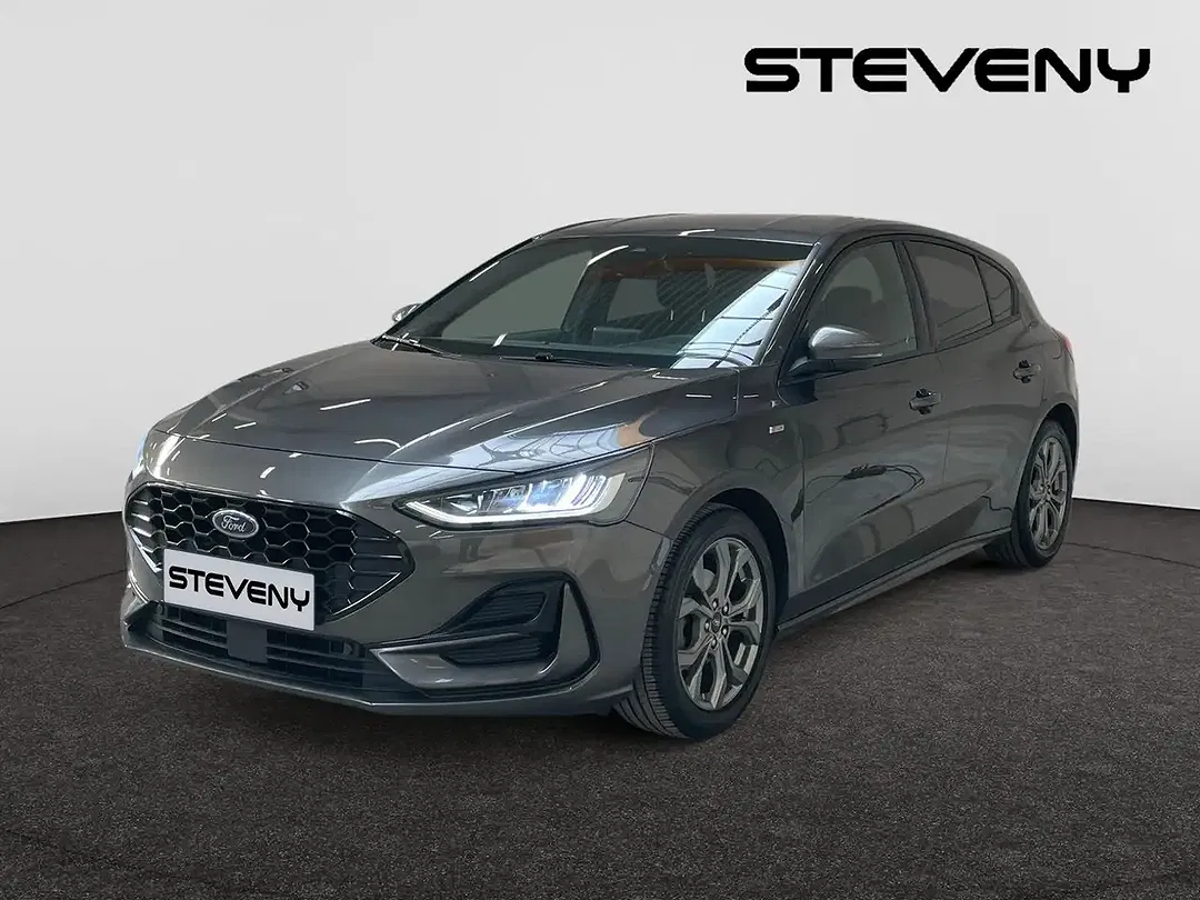 Ford Focus - Thumbnail 1