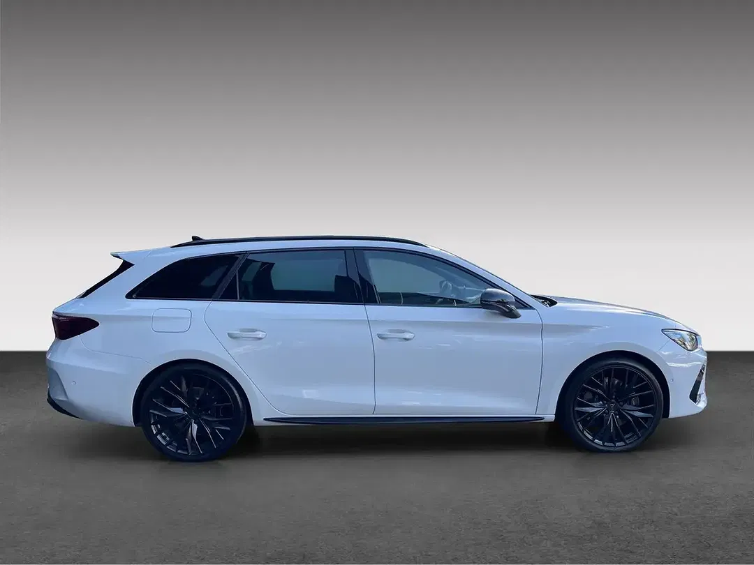 CUPRA Leon - Thumbnail 4