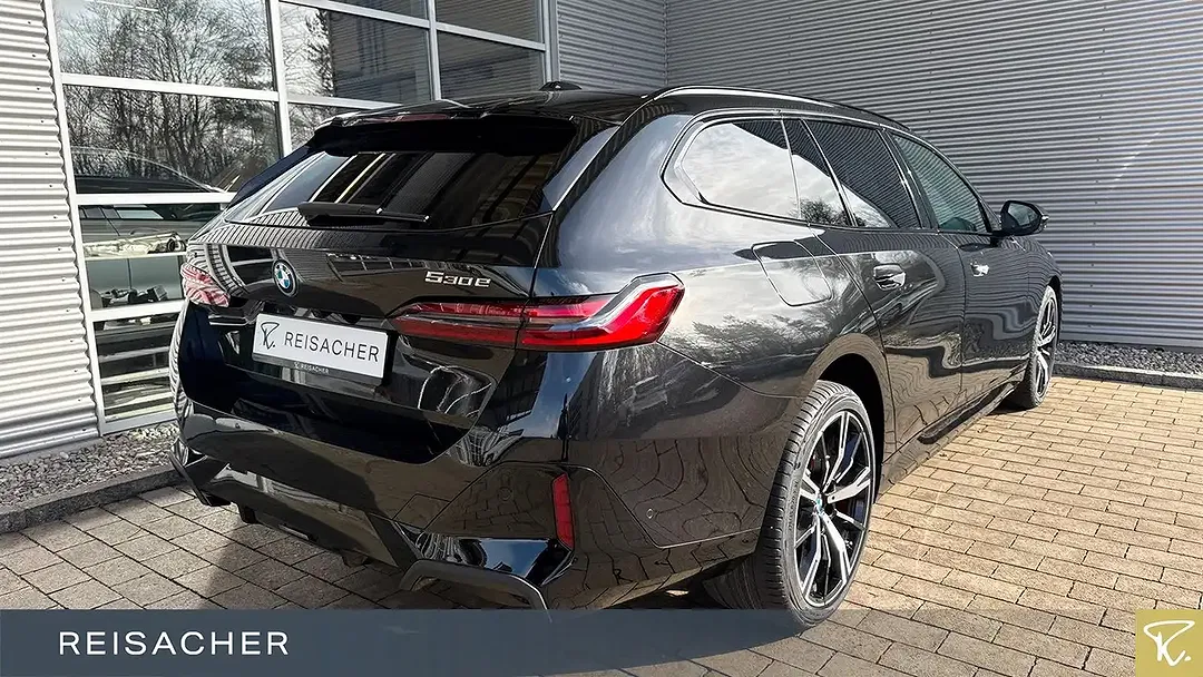 BMW 530 - Thumbnail 2