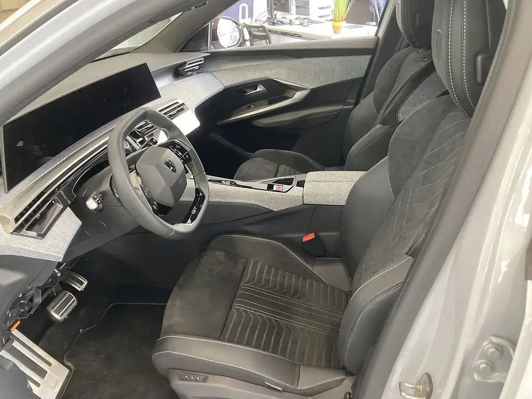 Peugeot 5008 - Thumbnail 6