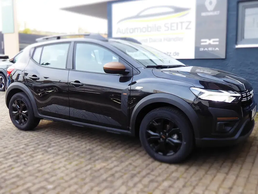 Dacia Sandero - Thumbnail 1
