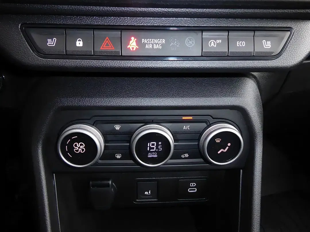 Dacia Sandero - Thumbnail 11
