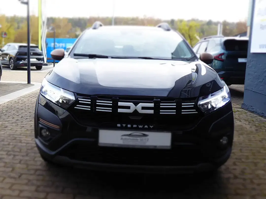 Dacia Sandero - Thumbnail 2